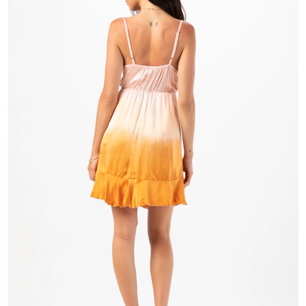 Tiare Hawaii 100% silk Aura Sunset Ombre Mini vacation Dress - Picture 3 of 4